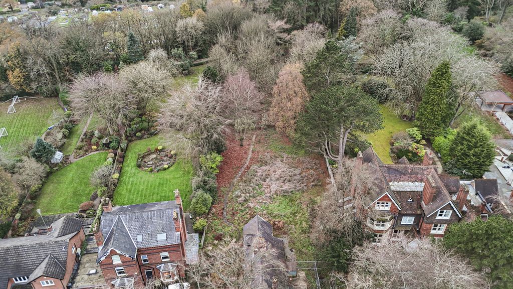 Property photo 3 of 17