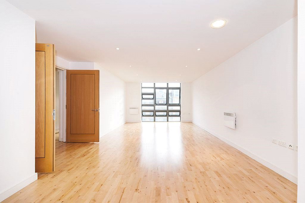 Property photo 2 of 11 Reception Room