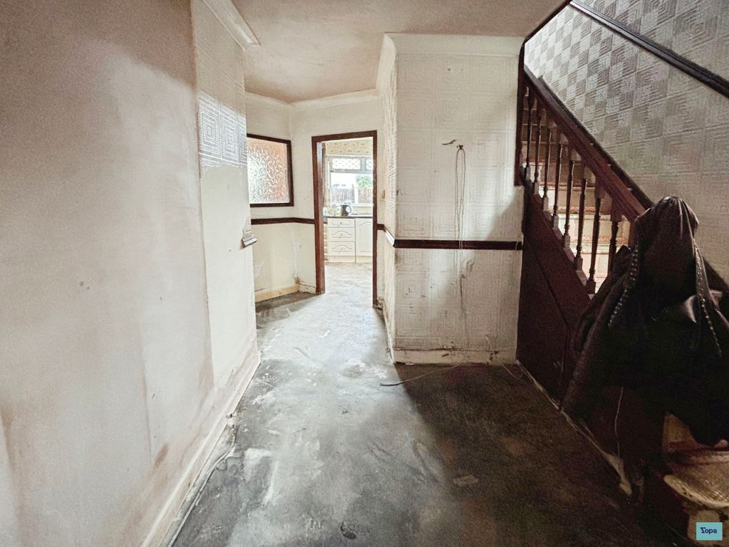 Property photo 2 of 20 2