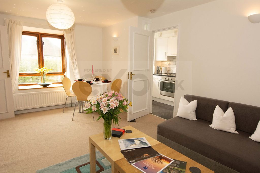 Property photo 1 of 31