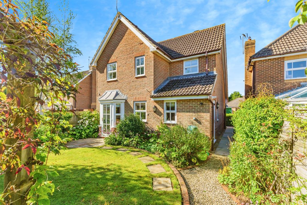 Property photo 1 of 17