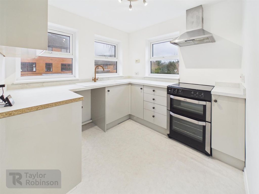 Property photo 2 of 8 Cam02600G0-Pr0641-Still010.Jpg