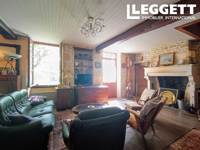 Property photo 3 of 10