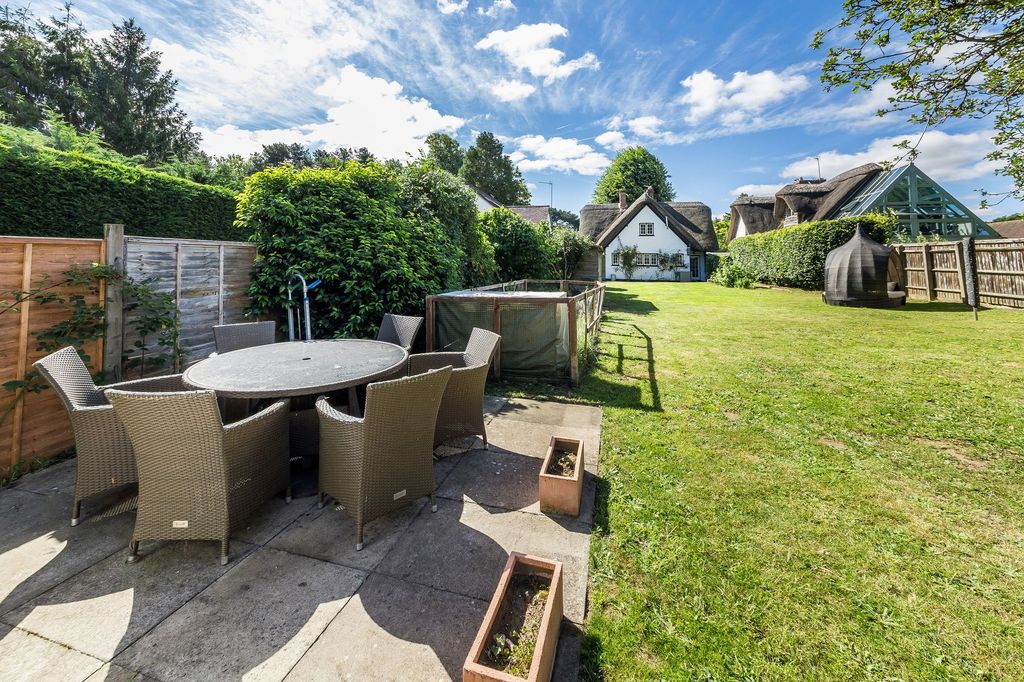 Property photo 2 of 25