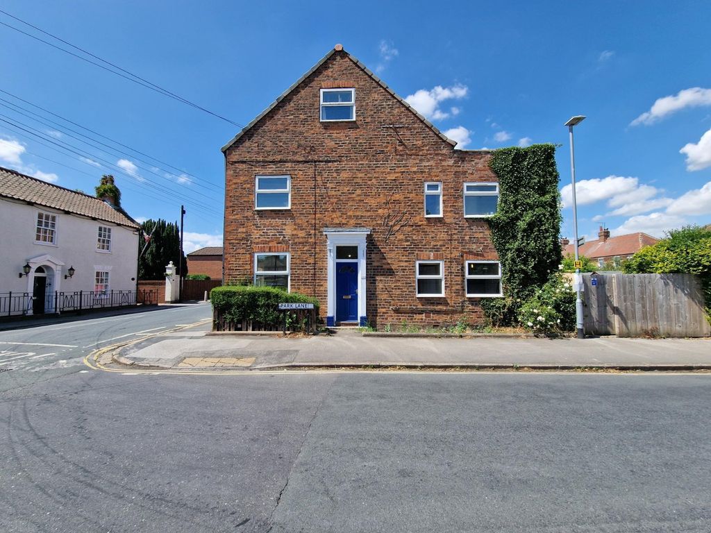 Property photo 1 of 13 Picture No. 02