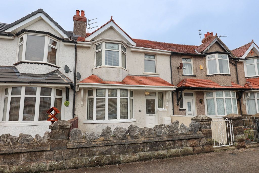 Property photo 1 of 10