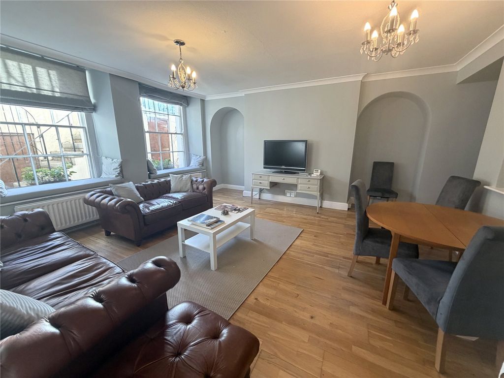 Property photo 2 of 8 Picture No. 02