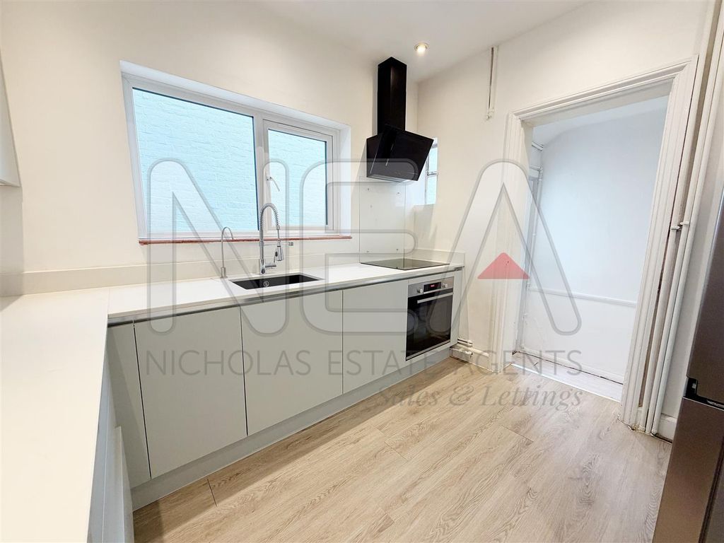 Property photo 2 of 13 Kitchen