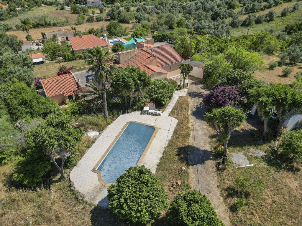 Property photo 2 of 30