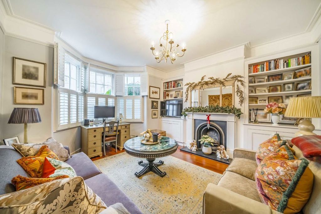 Property photo 2 of 7