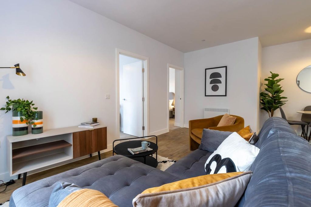 Property photo 3 of 23 Living Area