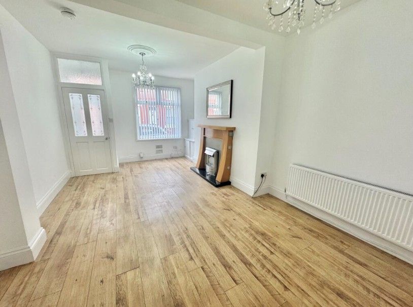 Property photo 2 of 9