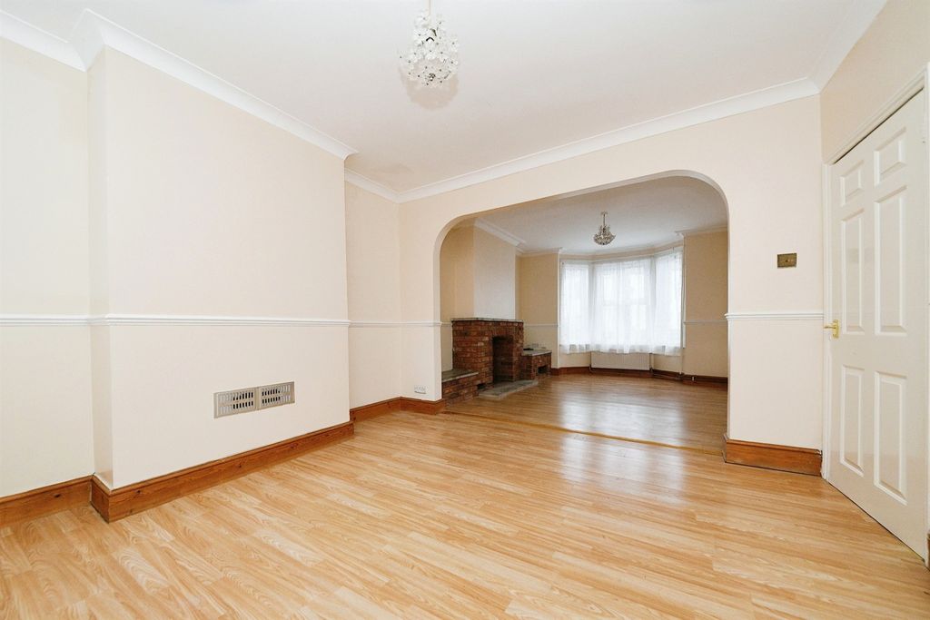 Property photo 2 of 10 Living Room