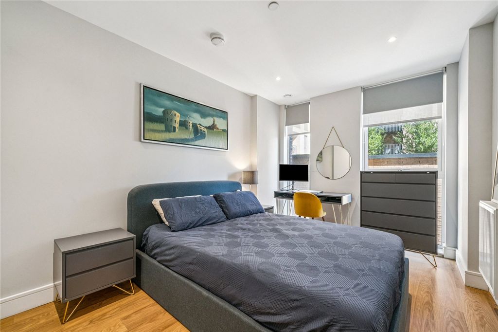 Property photo 3 of 12 Picture No. 17