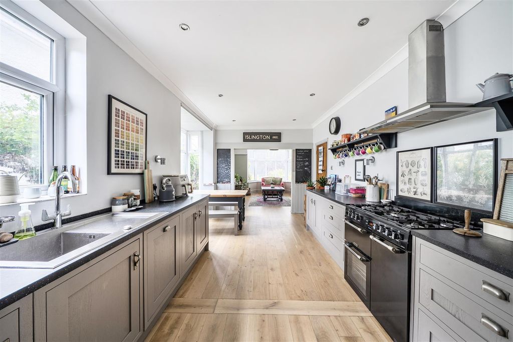 Property photo 2 of 46 13.Jpg