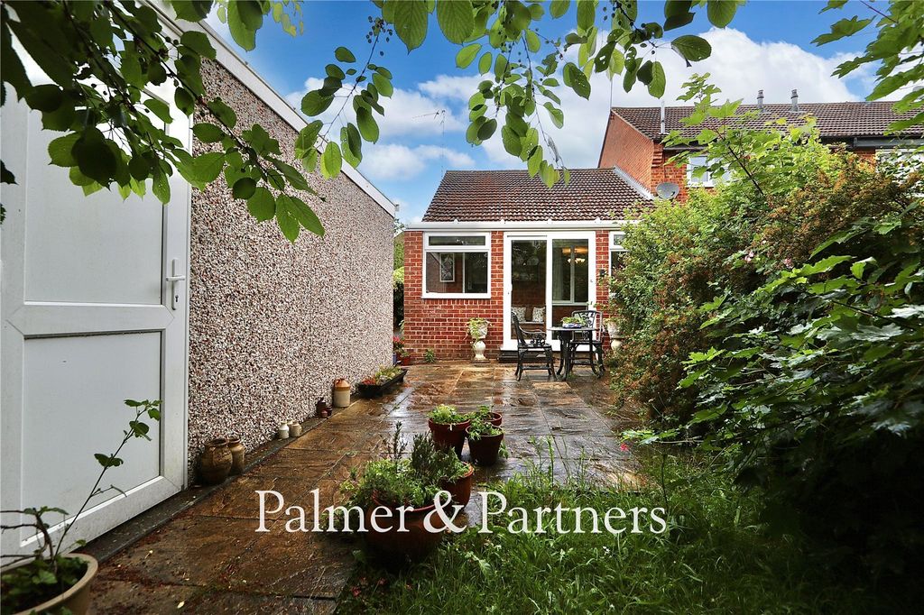 Property photo 2 of 17 Picture No. 22