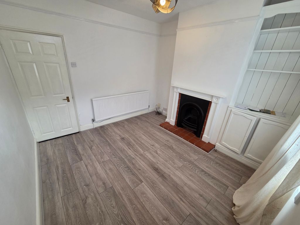 Property photo 3 of 12 Image