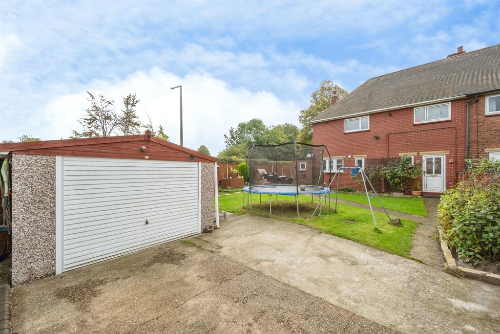 Property photo 1 of 21