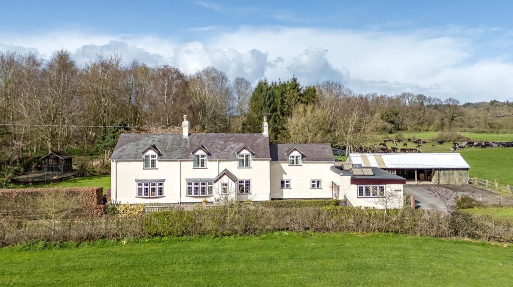 Property photo 2 of 24 Image