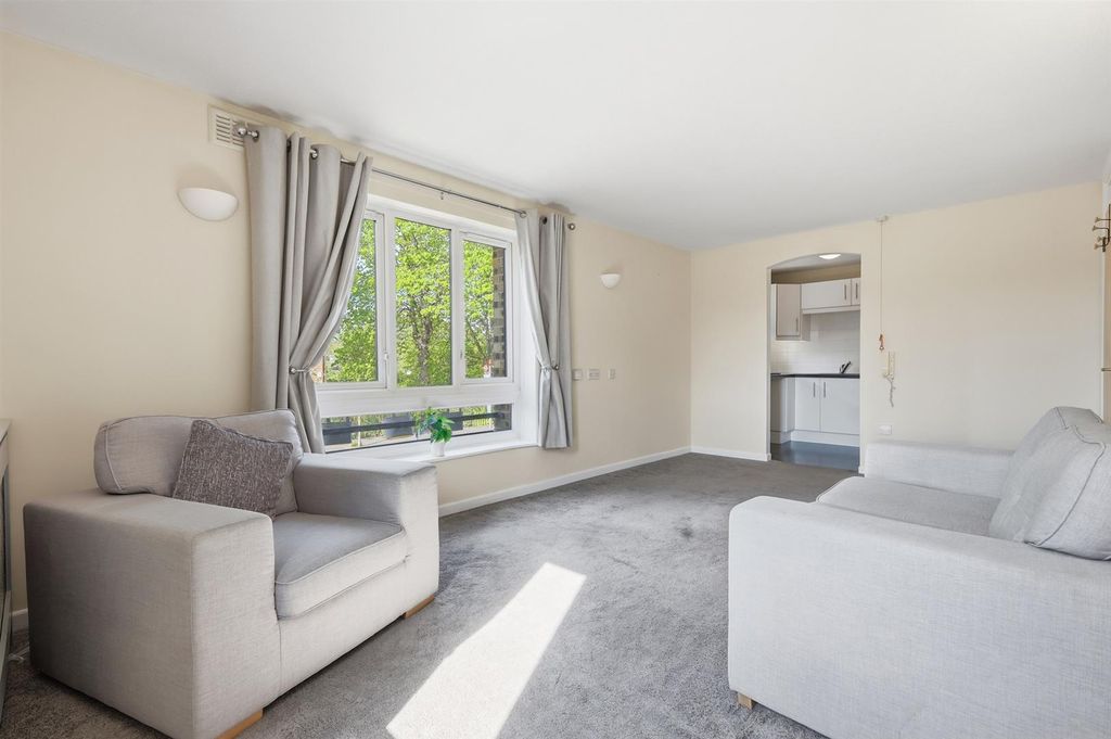 Property photo 3 of 14 13_Img_0686.Jpg