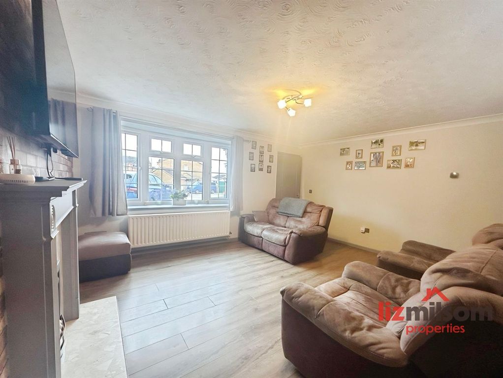 Property photo 3 of 26 51Aa4B6F-Img_1725.Jpg