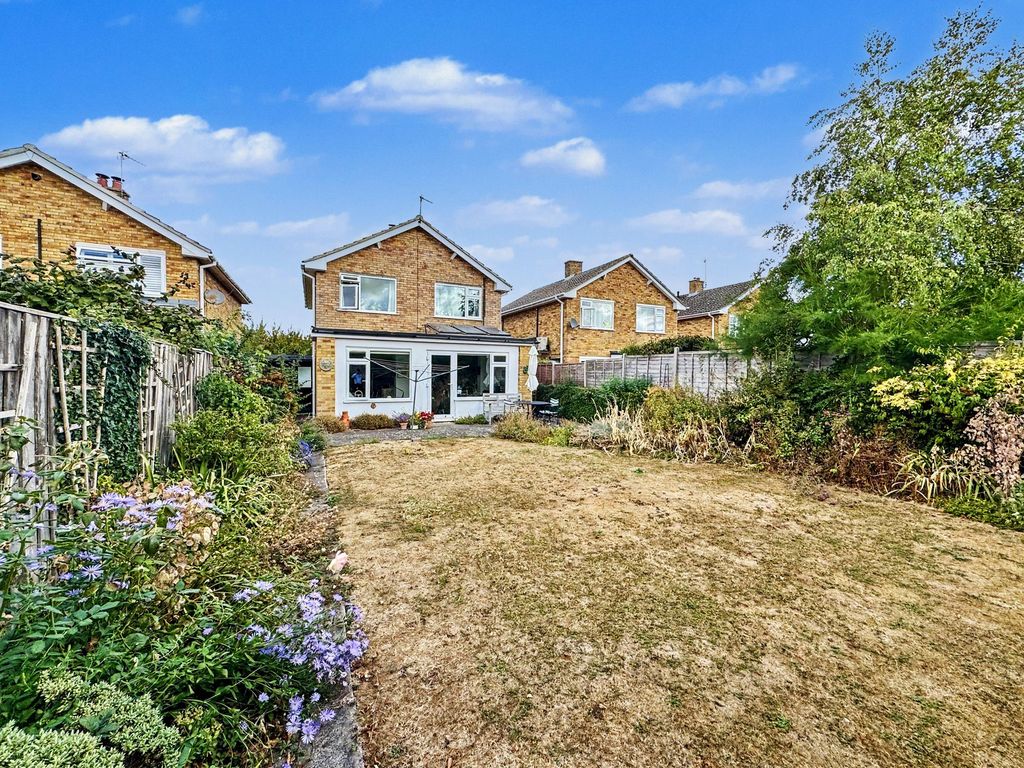 Property photo 2 of 12