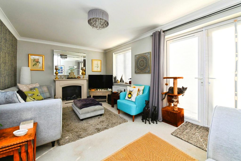 Property photo 2 of 19 Pbox-Img.Jpg