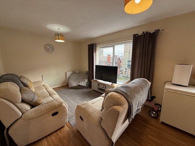 Property photo 1 of 4