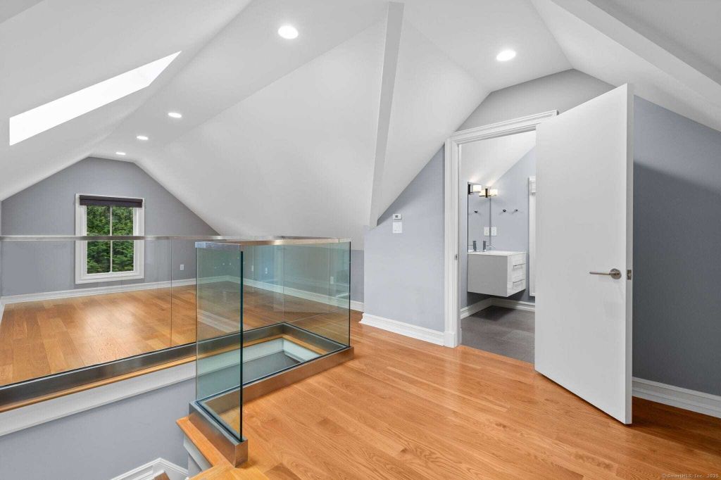 Property photo 3 of 3 <Alttext/>