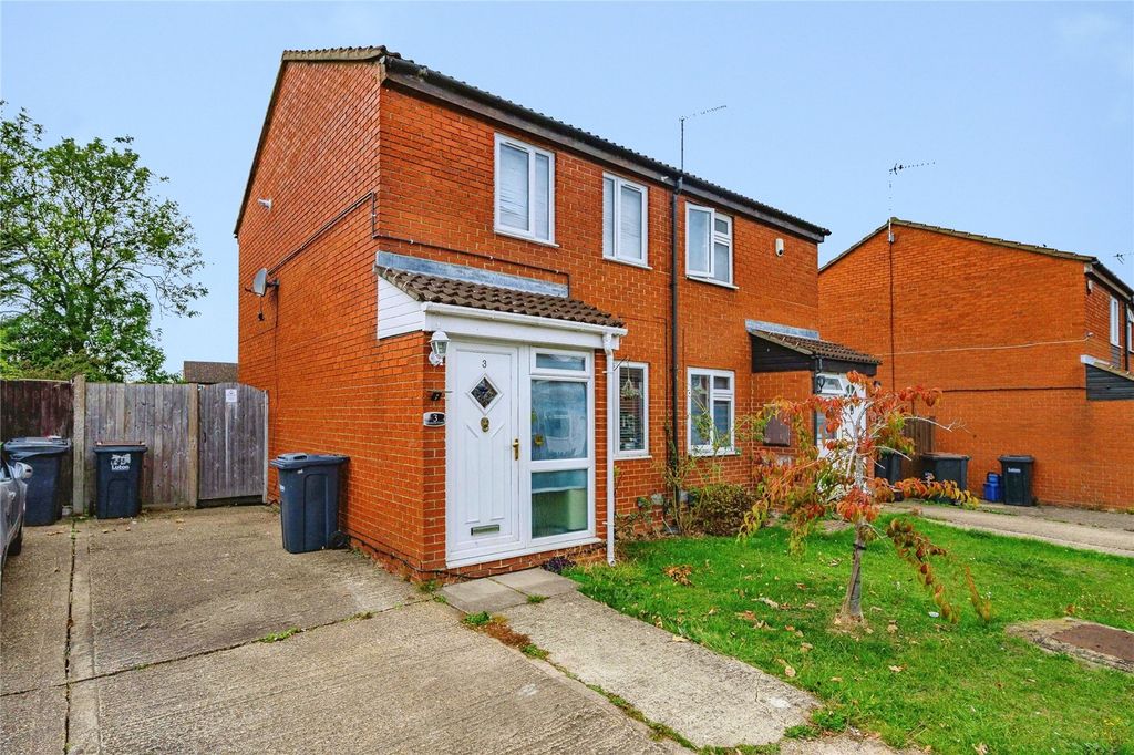 Property photo 1 of 9 Front