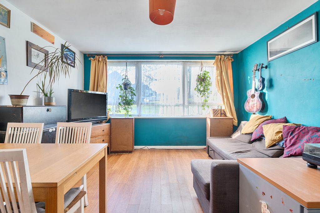 Property photo 1 of 16 1386377-7-6932c36...