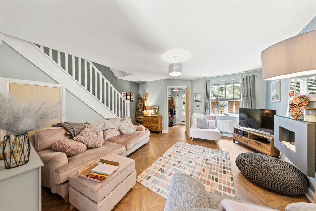 Property photo 2 of 15