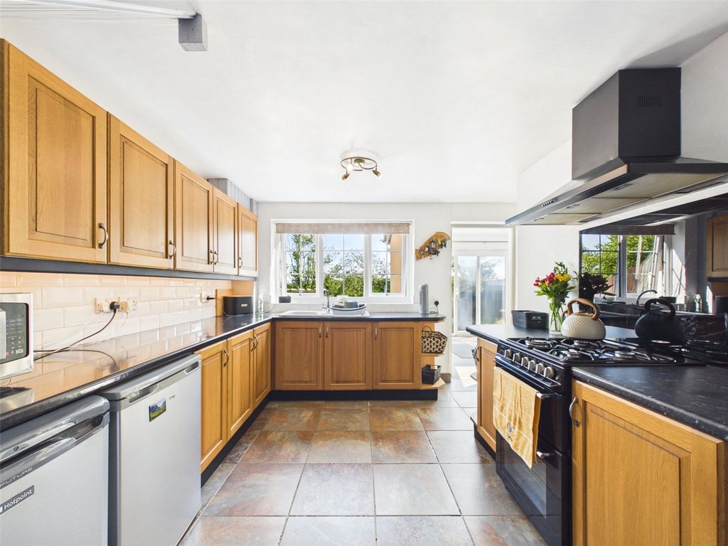 Property photo 3 of 22 Picture No. 07