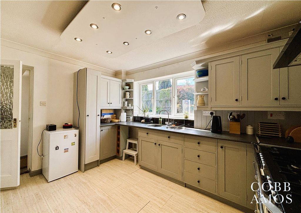 Property photo 3 of 23 High-Res-Ca09.Jpg