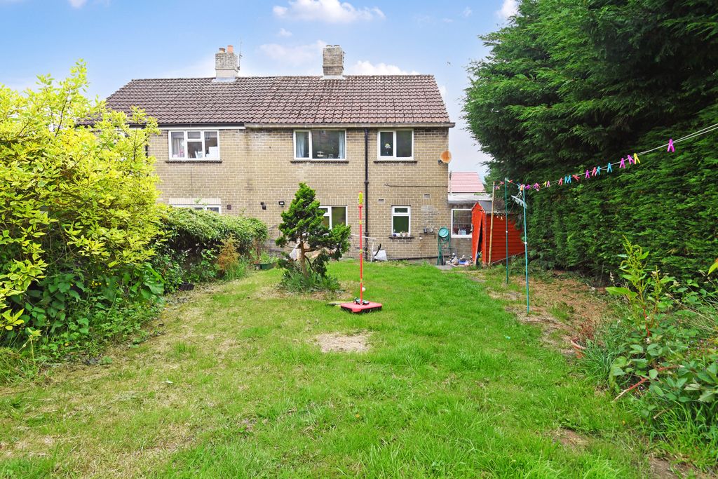 Property photo 2 of 11