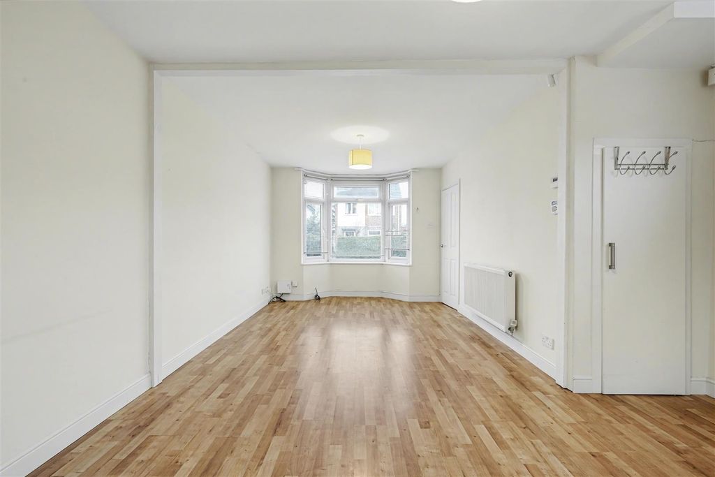 Property photo 3 of 11 Lounge_Diner 1_2.Jpeg