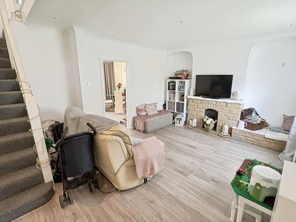 Property photo 3 of 12 3d9E39F6-Img_1676.Jpeg