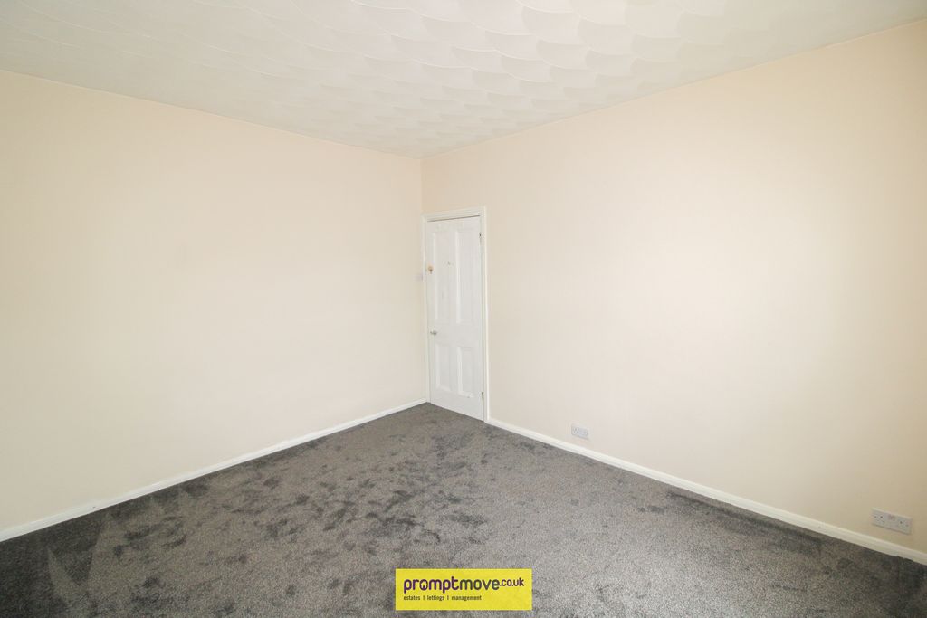 Property photo 3 of 6 Na
