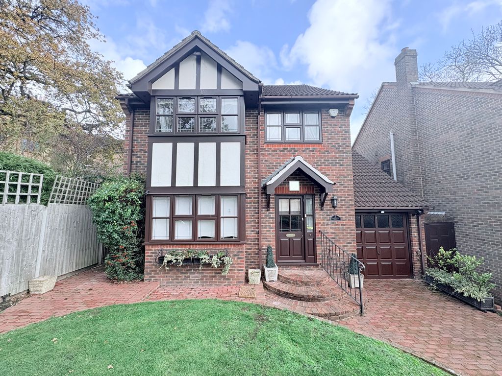 Property photo 1 of 28 Img_4024