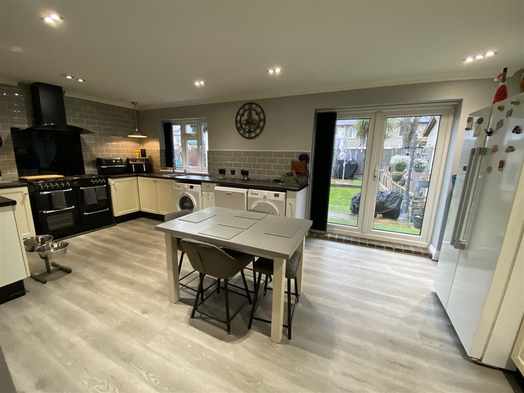 Additional image 9 of 3 bed end terrace house for saleChadway, Dagenham RM8