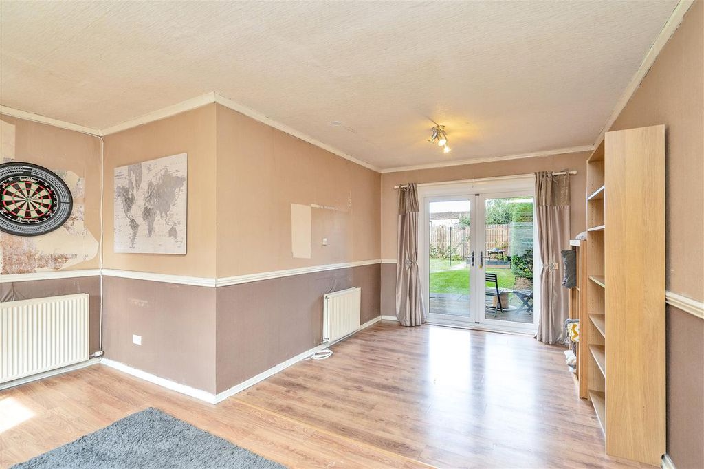 Property photo 3 of 22