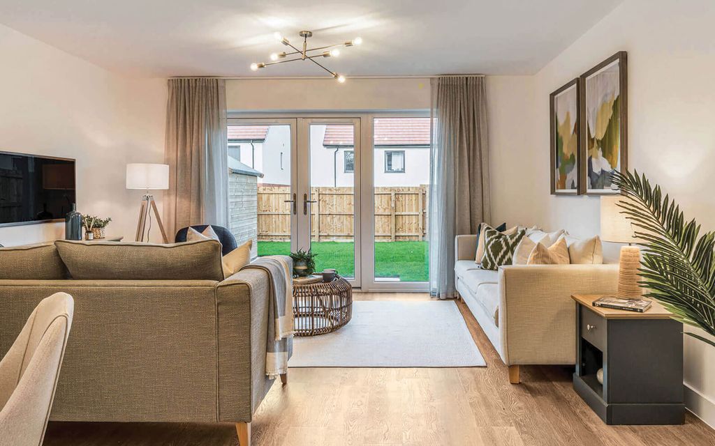 Property photo 3 of 14