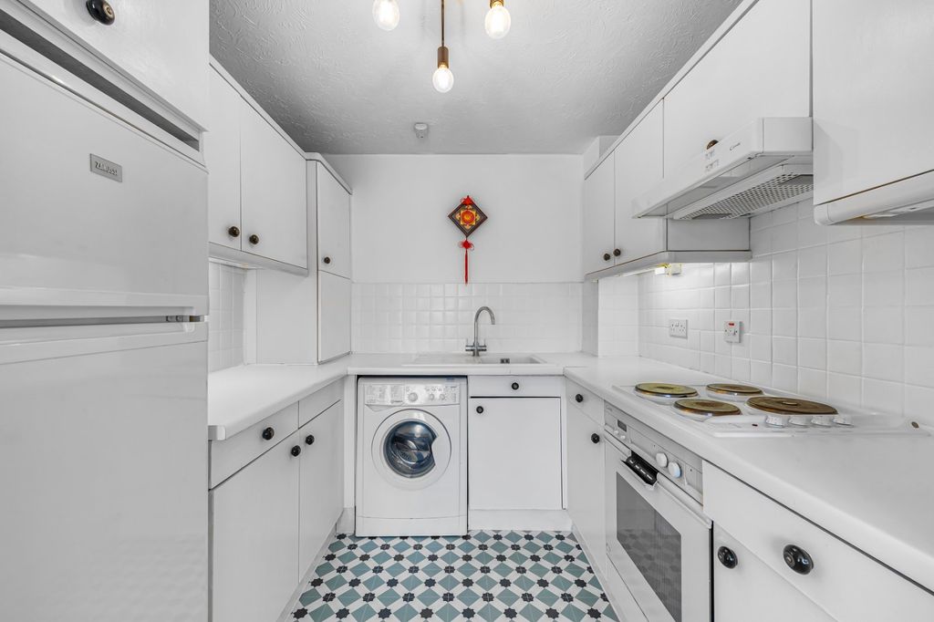 Property photo 2 of 9 Picture No. 07