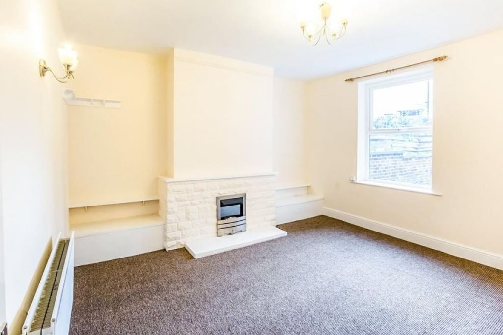 Property photo 2 of 7