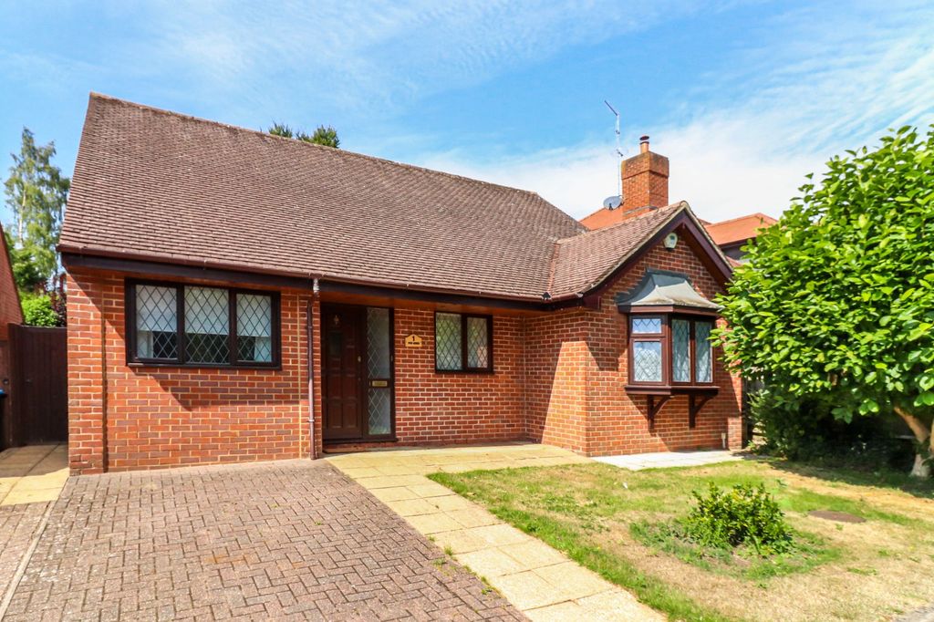 Property photo 1 of 21