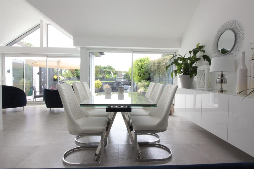Property photo 2 of 17 2.Jpg