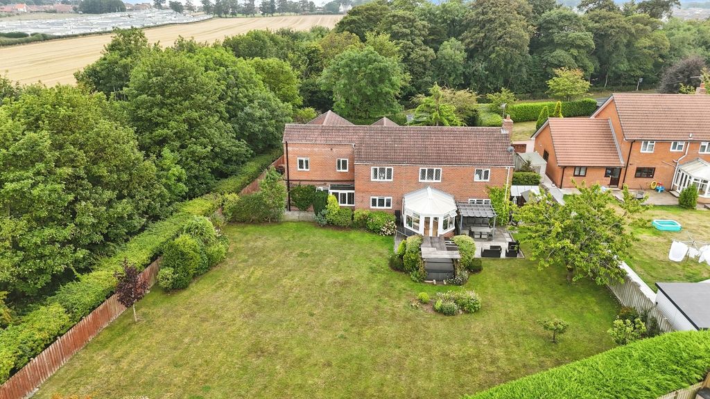 Property photo 1 of 27 4389781