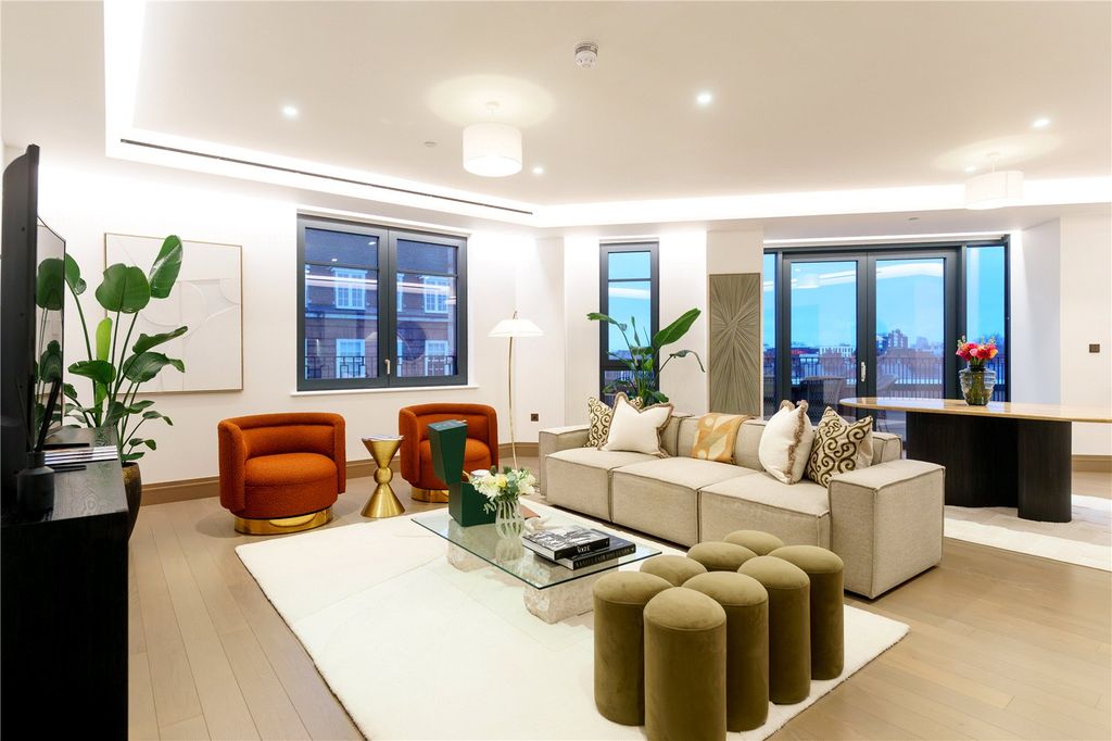 Property photo 1 of 23 Reception Room
