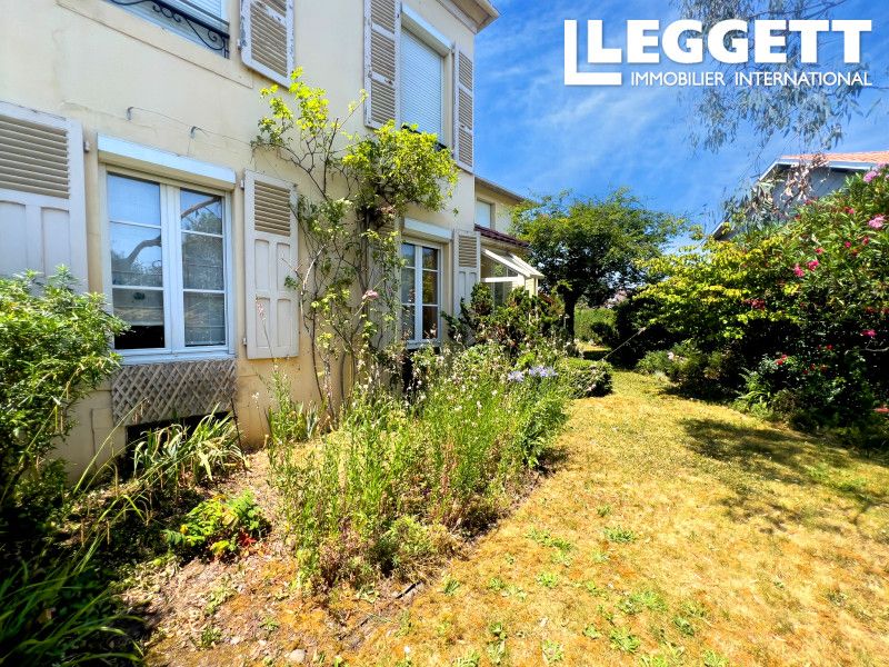 Property photo 2 of 10