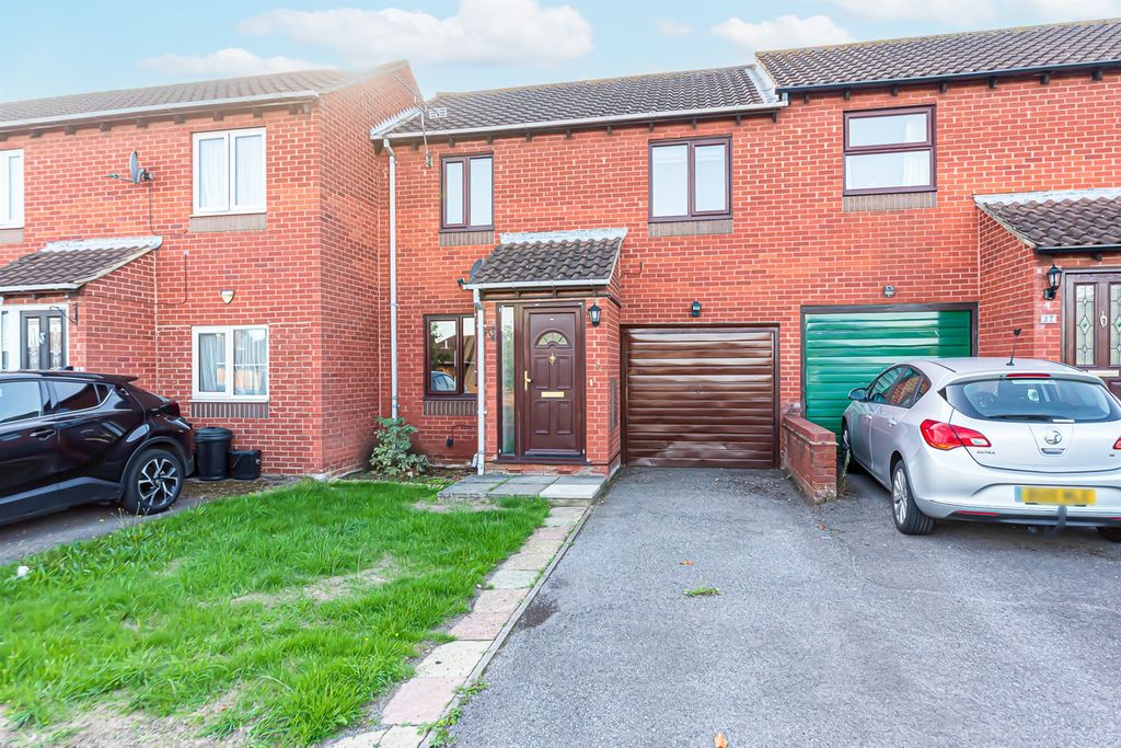 Property photo 1 of 15 (Main)